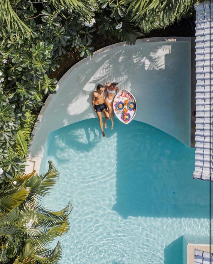Cocowhite Villa Seminyak Buitenkant foto