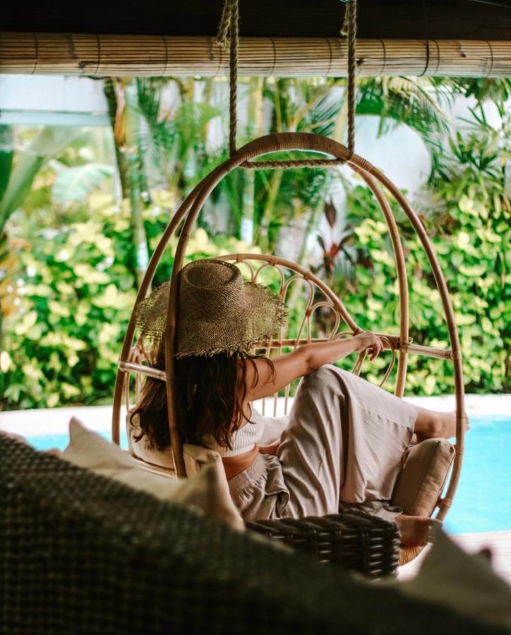 Cocowhite Villa Seminyak Buitenkant foto